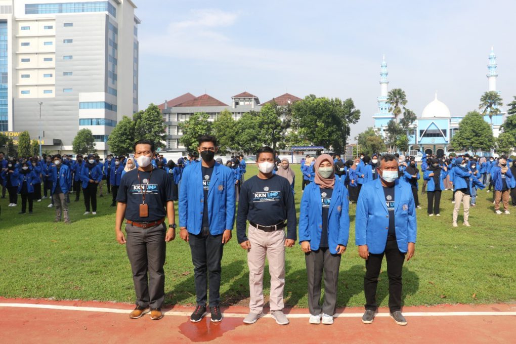 Lepas KKN UMP, Mahasiswa Diminta Pahami Kebutuhan Masyarakat - Suara ...