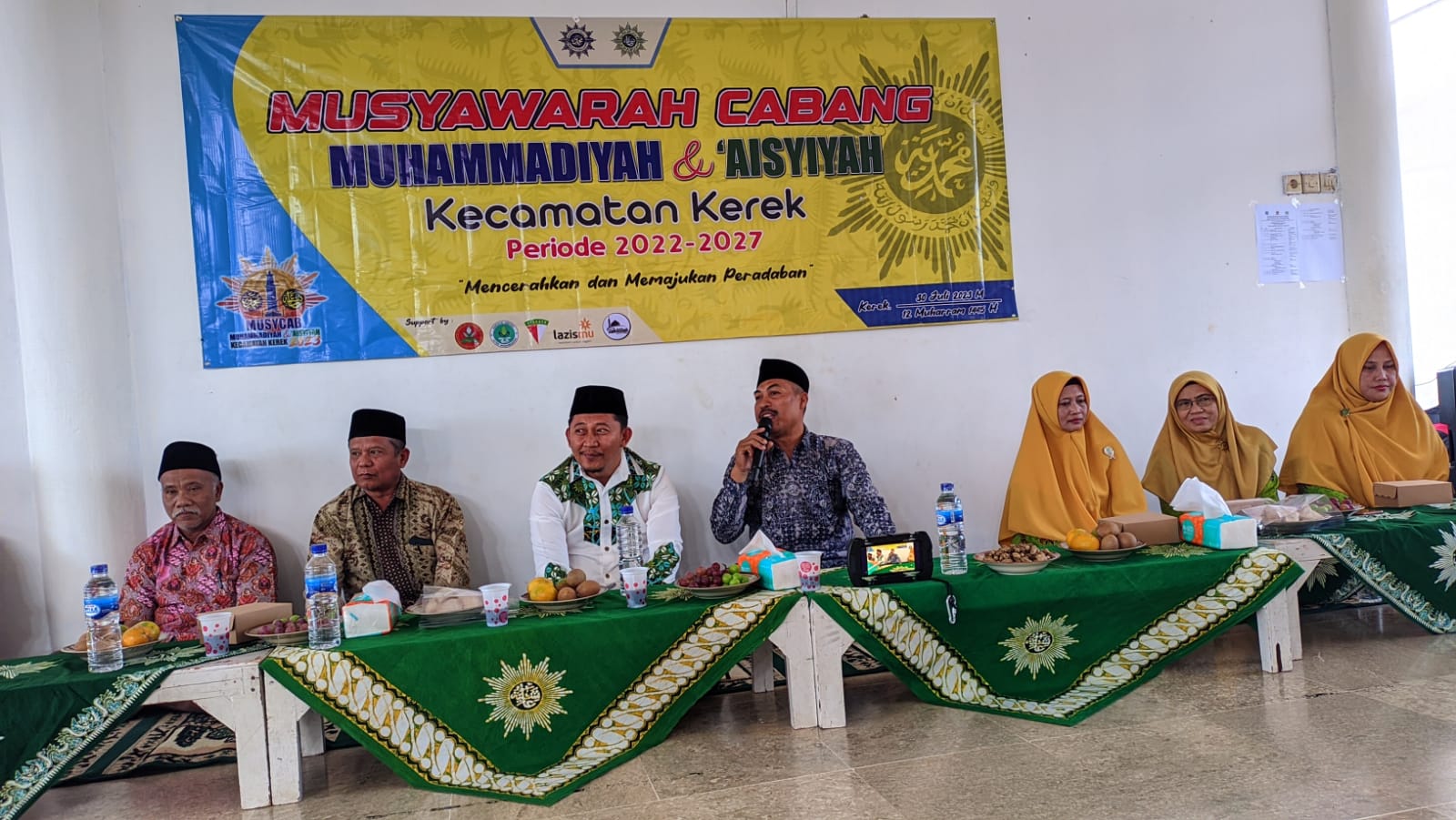 Pasangan Suami-Istri Terpilih Pada Musycab Muhammadiyah Dan Aisyiyah ...